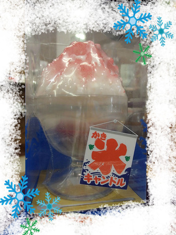 かき氷　イチゴ