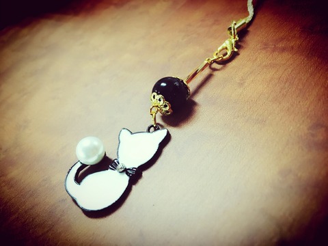 猫のストラップ