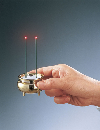 72P_安心のお線香イメージ