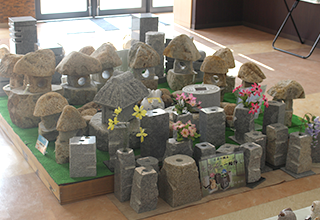 化け灯篭・石灯り