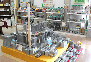お墓の付属品コーナー